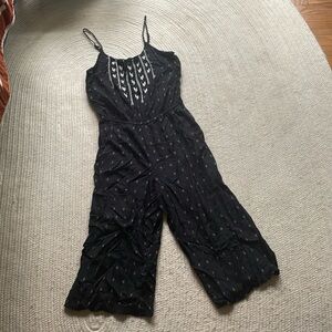 Cute old navy cropped jumper!